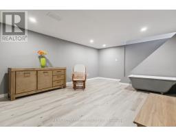 157 HIGHVIEW DRIVE - 36