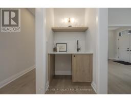 2202 ROBBIE S WAY - 20
