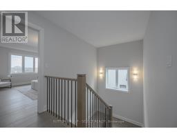 2202 ROBBIE S WAY - 24