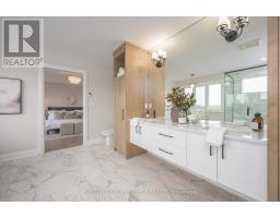 2202 ROBBIE S WAY - 32