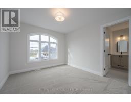 2202 ROBBIE S WAY - 37