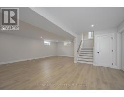 2202 ROBBIE S WAY - 44