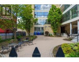 301 - 440 WELLINGTON STREET - 23