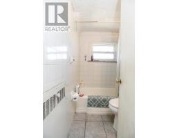1843 DUNDAS STREET E - 13