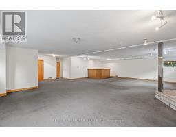 1554 HASTINGS DRIVE - 31