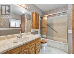 1116 TRAFALGAR STREET - 12