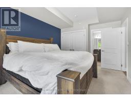 102 - 89 RIDOUT STREET S - 11