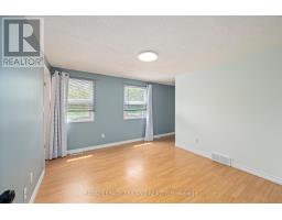 159 WALMER GARDENS - 16