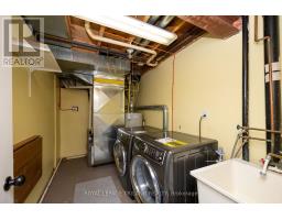 159 WALMER GARDENS - 19