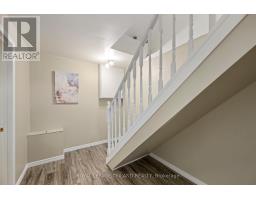 159 WALMER GARDENS - 23