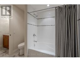 613 EAGLETRACE DRIVE - 32