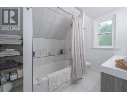 174 BRISCOE STREET E - 28