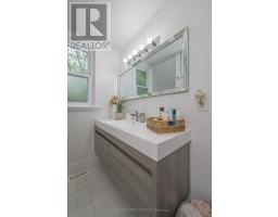 174 BRISCOE STREET E - 29