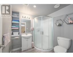 863 GRIFFITH STREET - 32