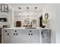 414 BAKER STREET - 15
