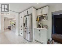 414 BAKER STREET - 21