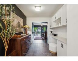 414 BAKER STREET - 22