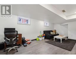 414 BAKER STREET - 40