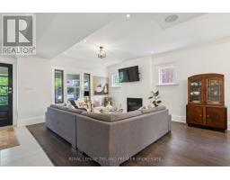 414 BAKER STREET - 6