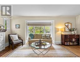 391 REGENT STREET - 18