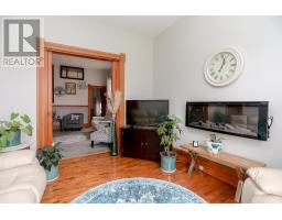 51 LOCUST STREET - 11