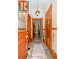 51 LOCUST STREET - 4