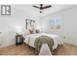 3 - 727 APRICOT DRIVE - 33