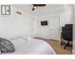 3 - 727 APRICOT DRIVE - 34