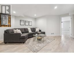 3 - 727 APRICOT DRIVE - 37