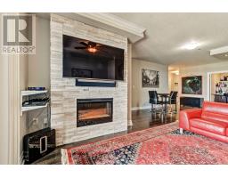 240 VILLAGEWALK BOULEVARD - 15
