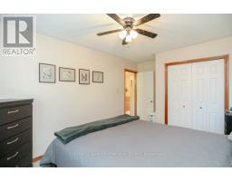 31 SINCLAIR CRESCENT - 26