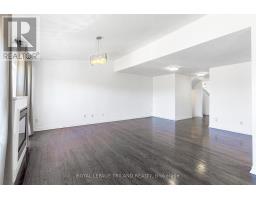 685 NORTH LEAKSDALE CIRCLE - 25