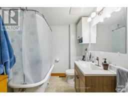 140 EMERSON AVENUE - 20