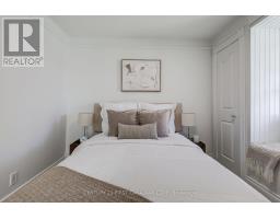 821 QUEENS AVENUE - 27