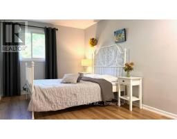 1827 ALDERSBROOK GATE - 16