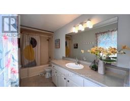 1827 ALDERSBROOK GATE - 19