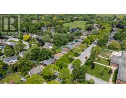 93 ST LAWRENCE BOULEVARD - 33