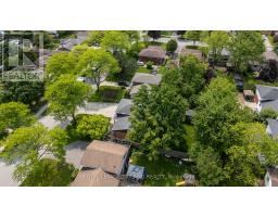 93 ST LAWRENCE BOULEVARD - 35