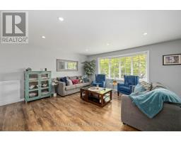 93 ST LAWRENCE BOULEVARD - 6