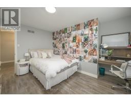 408 SUNNYSIDE CRESCENT - 29