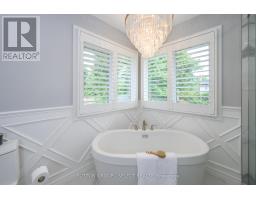 408 SUNNYSIDE CRESCENT - 33