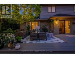 408 SUNNYSIDE CRESCENT - 45