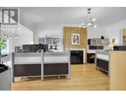 2424 MAIN STREET - 6