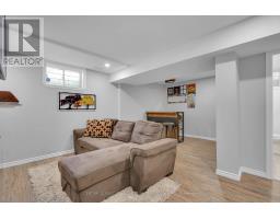 24 - 10 CHALKSTONE DRIVE - 33