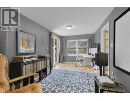 718 WILLIAM STREET - 23