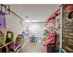 144 EMERSON AVENUE - 32