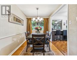 96 CAYUGA CRESCENT - 11