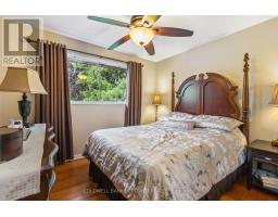 96 CAYUGA CRESCENT - 18