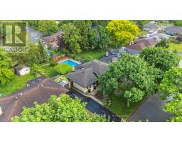 96 CAYUGA CRESCENT - 38