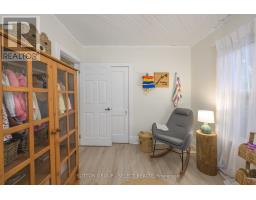 36 DUCHESS AVENUE - 15
